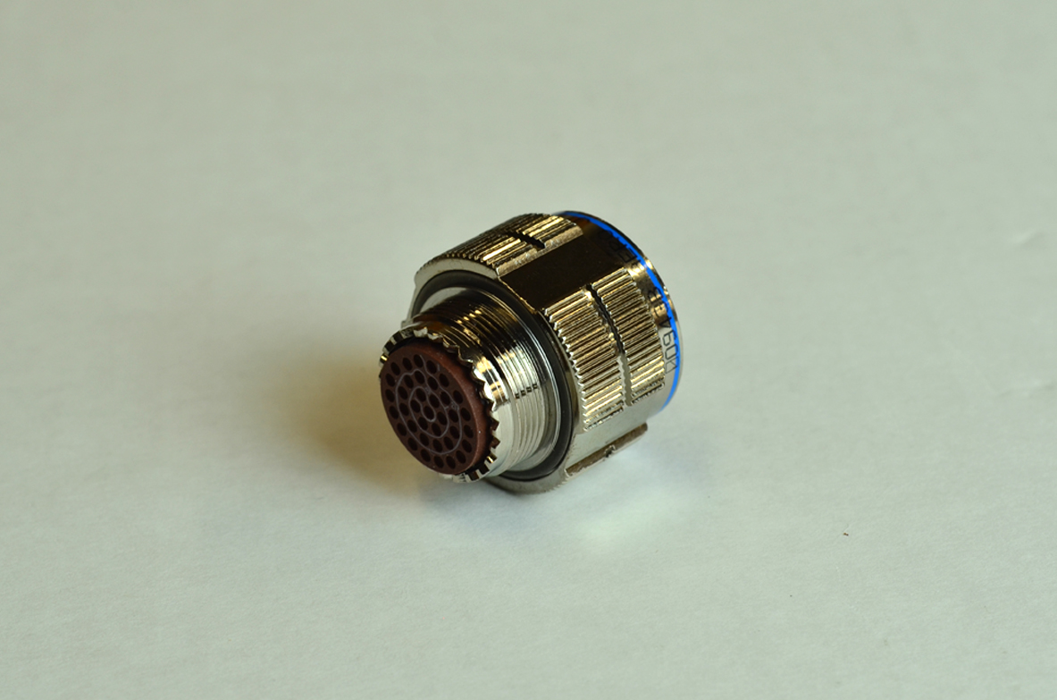 Plug Connector – Mobile Electronics